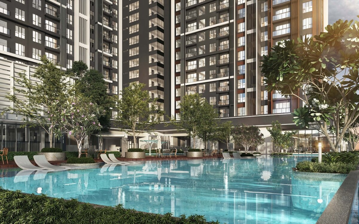 Infinity pool and pool deck at Binastra Cochrane